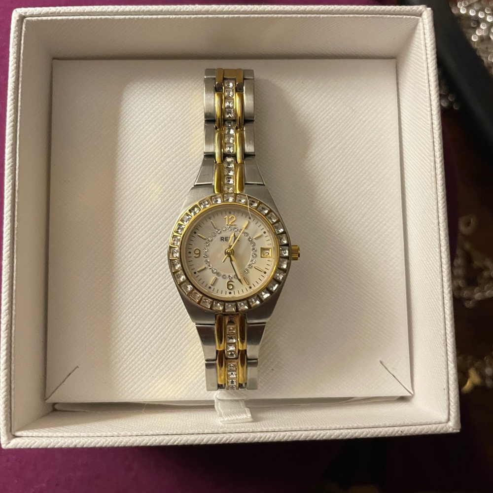 Ladies Relic Watch